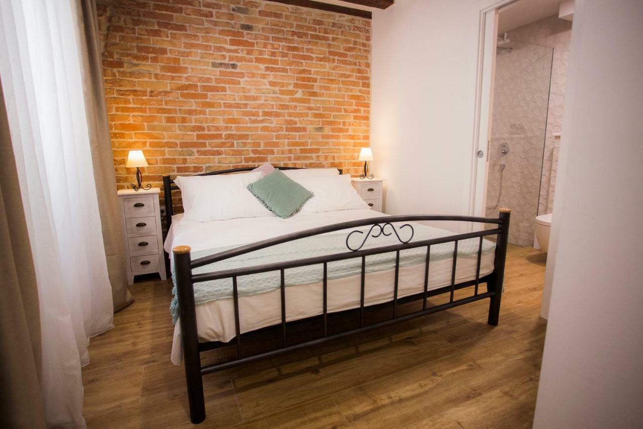 Studio Apartman Ana Сплит Экстерьер фото