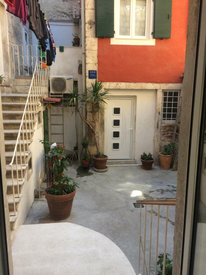 Studio Apartman Ana Сплит Экстерьер фото